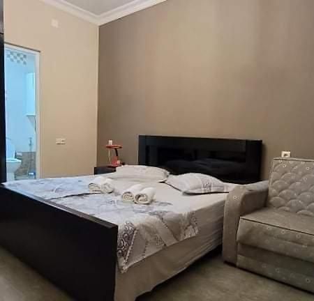 Guest House Kldiashvili バトゥーミ エクステリア 写真
