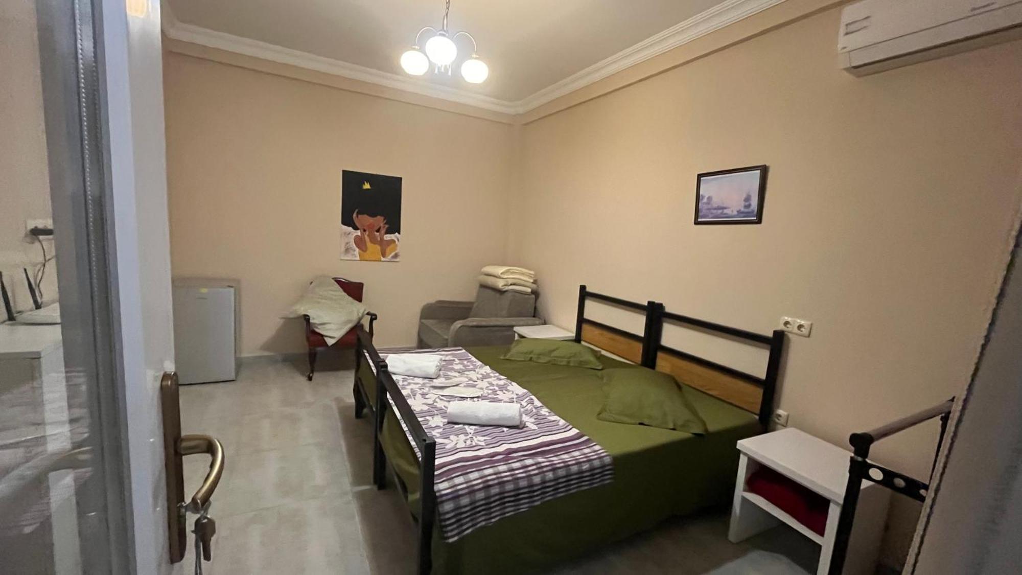 Guest House Kldiashvili バトゥーミ エクステリア 写真
