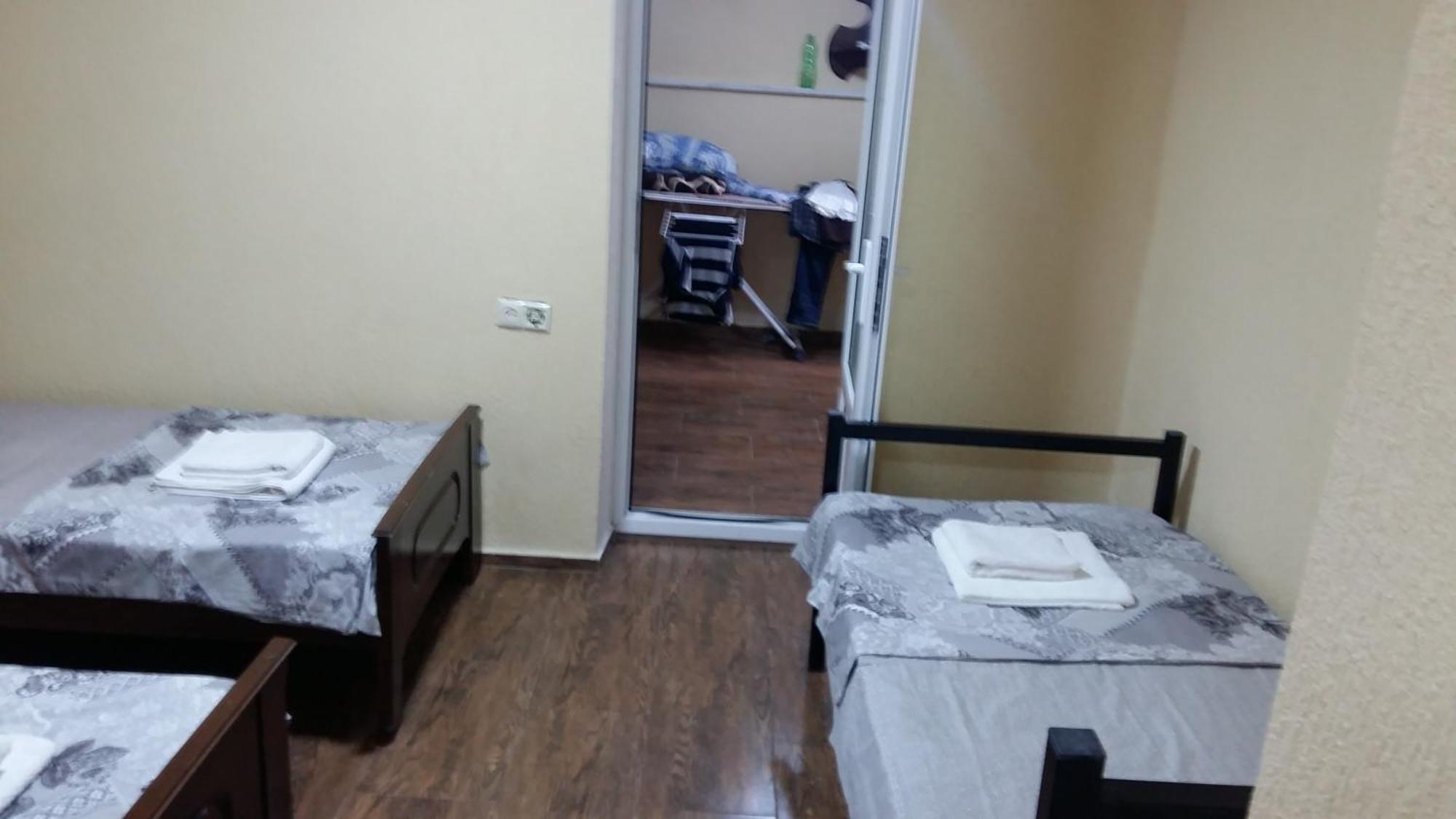 Guest House Kldiashvili バトゥーミ エクステリア 写真