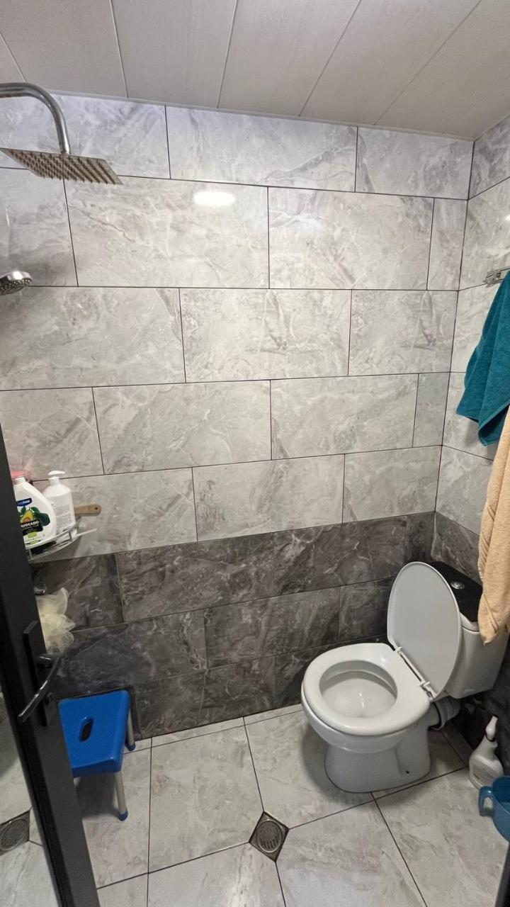 Guest House Kldiashvili バトゥーミ エクステリア 写真
